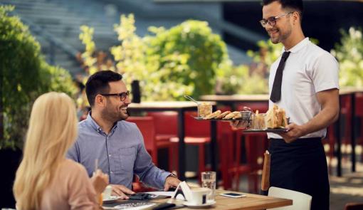 Portofoon voor in de bediening