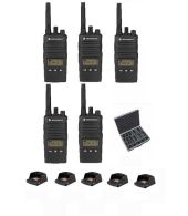 Set van 5 Motorola XT460 IP55 PMR446 Portofoon met tafellader en koffer